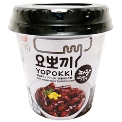 Рисовые палочки токпокки в чашке в соусе из черных бобов Чачжан Black Soybean Sauce в чашке Yopokki, Корея, 120 г Акция