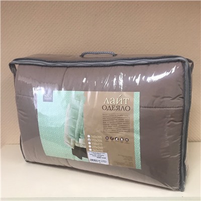 Одеяло "Лайт" микрофибра 150г/кв.м чемодан 172*205 (диз.: Кофе) с наполнителем "силиконизированное волокно"