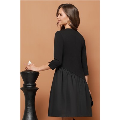 Платье черное с асимметричным воланом