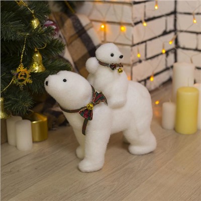 Светодиодная фигура «Медведица и медвежонок» 27 × 52 × 11 см, флок, батарейки ААх2 (не в комплекте), свечение тёплое белое