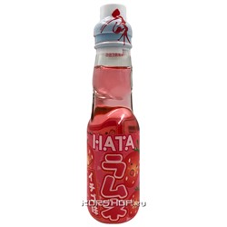 Газированный напиток со вкусом клубники Рамунэ Hata, Япония, 200 мл