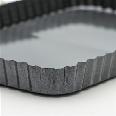 Форма для выпечки Доляна «Жаклин. Рифленый прямоугольник», 31×21×3 см, съёмное дно, антипригарное покрытие, цвет чёрный