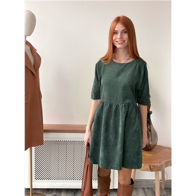 3061 Платье вельветовое в малахитовом зелёном