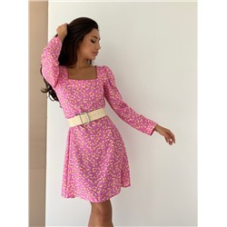 4527 Платье с вырезом каре розовое