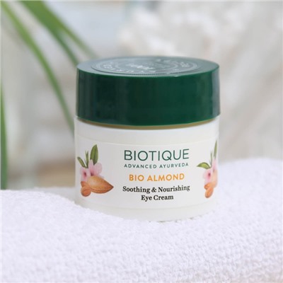 Крем для кожи вокруг глаз "BIOTIQUE", "Био миндаль", 15 г