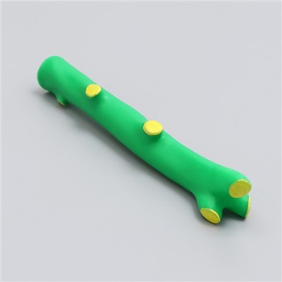Игрушка пищащая "Ветка" для собак, 21,5 см, зелёная