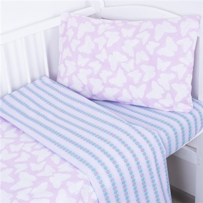 Постельное белье в детскую кроватку Бабочки розовый-Цветочки с простыней на резинке
