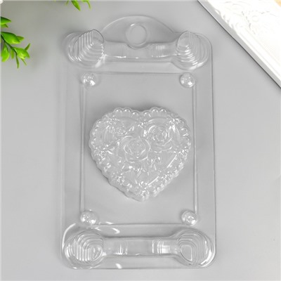 Пластиковая форма для мыла "Сердце в розах"
