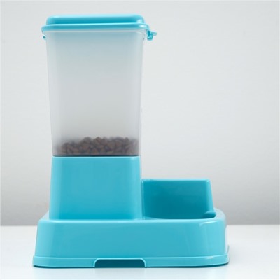 Комплекс: контейнер для корма (1,5 кг), съемная миска и поилка, голубой